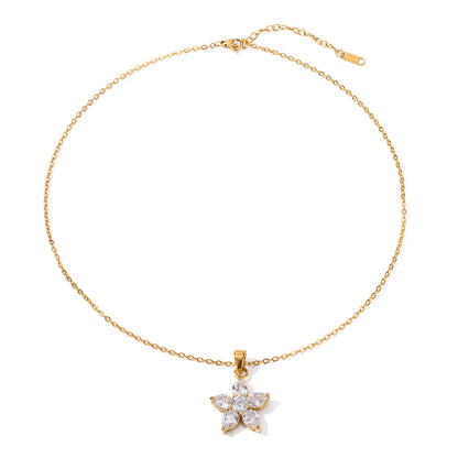 18K Gold Exquisite Dazzling Five Petal Flower Inlaid White Zircon Design Versatile Pendant Necklace
