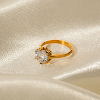18K Gold Noble Atmosphere Inlaid Large Round White Zircon Design Light Luxury Style Ring